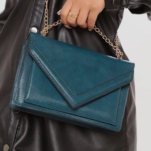 Wrap Around Me Green Crossbody